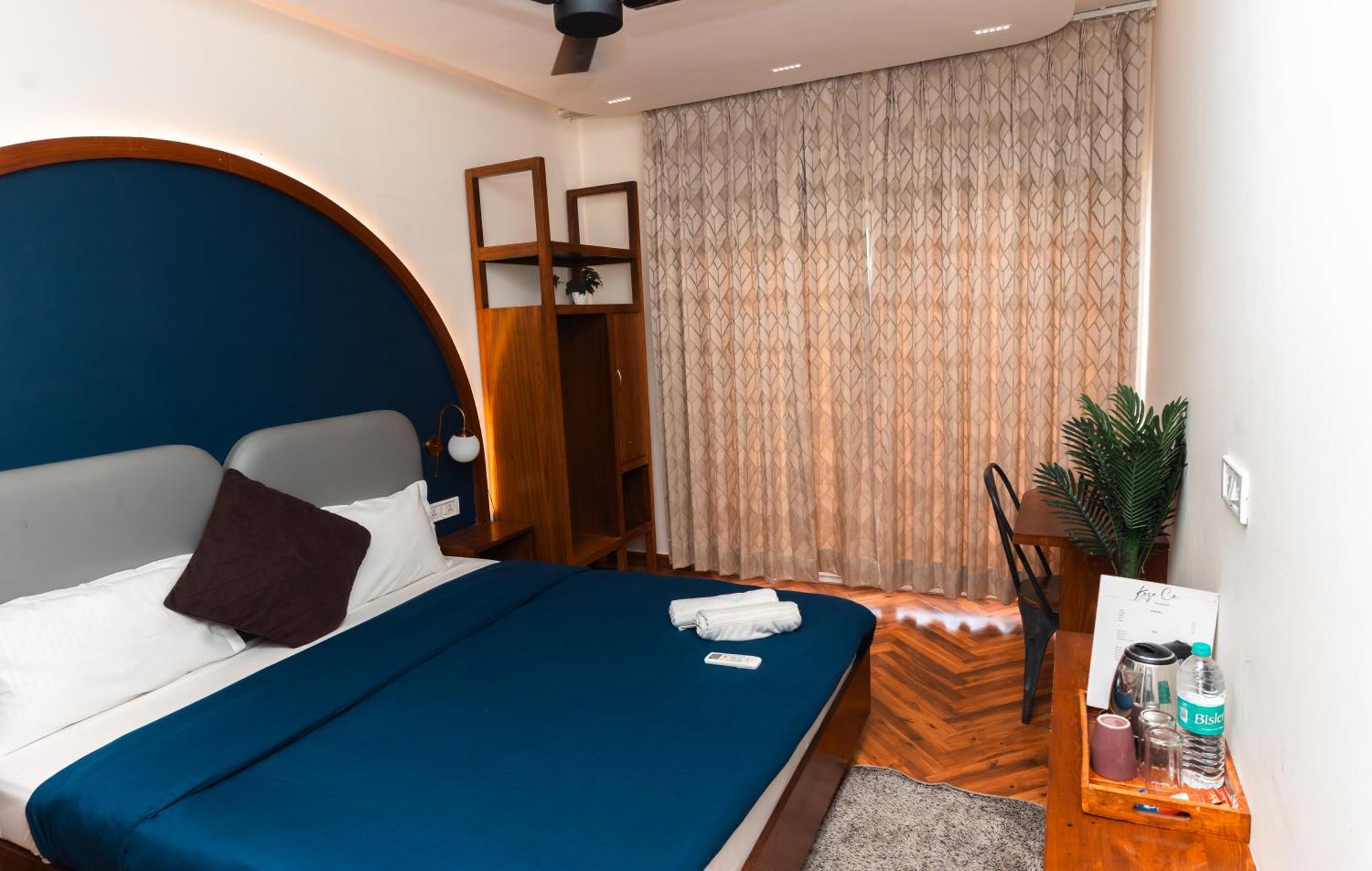 Joey'S By The Ganges Hostel Rishikesh Exterior photo