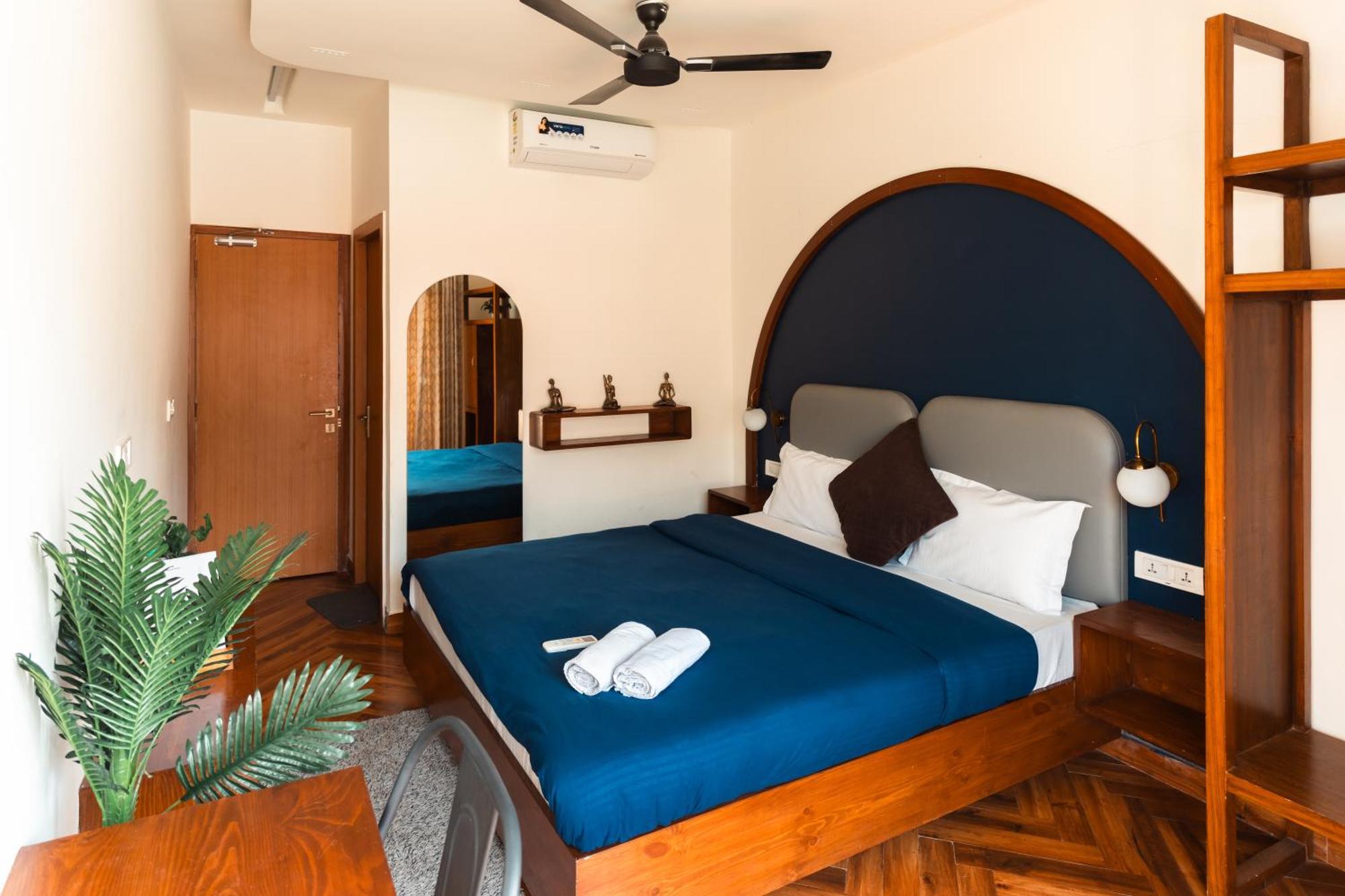 Joey'S By The Ganges Hostel Rishikesh Exterior photo